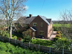 Photo 26- click for photo gallery